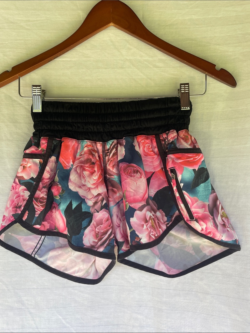 lululemon athletica secret garden tracker short Floral Athletic Shorts
